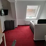 Deutsches Haus 호텔 3*