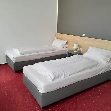 Hotel Deutsches Haus 3*