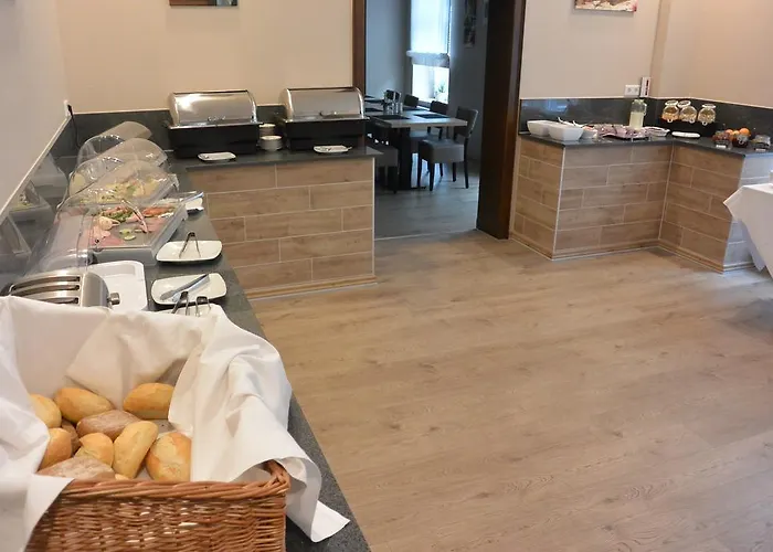 Deutsches Haus Hotel 3*